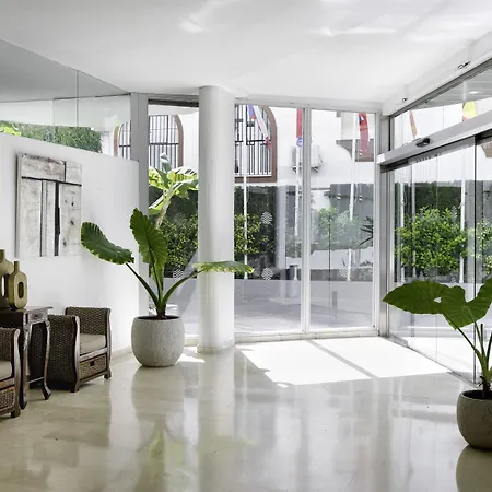 Hotel Aluasun Rojo (adults Only) 4*