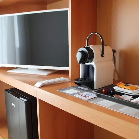 Aluasun Rojo (adults Only) 4* Торремолинос